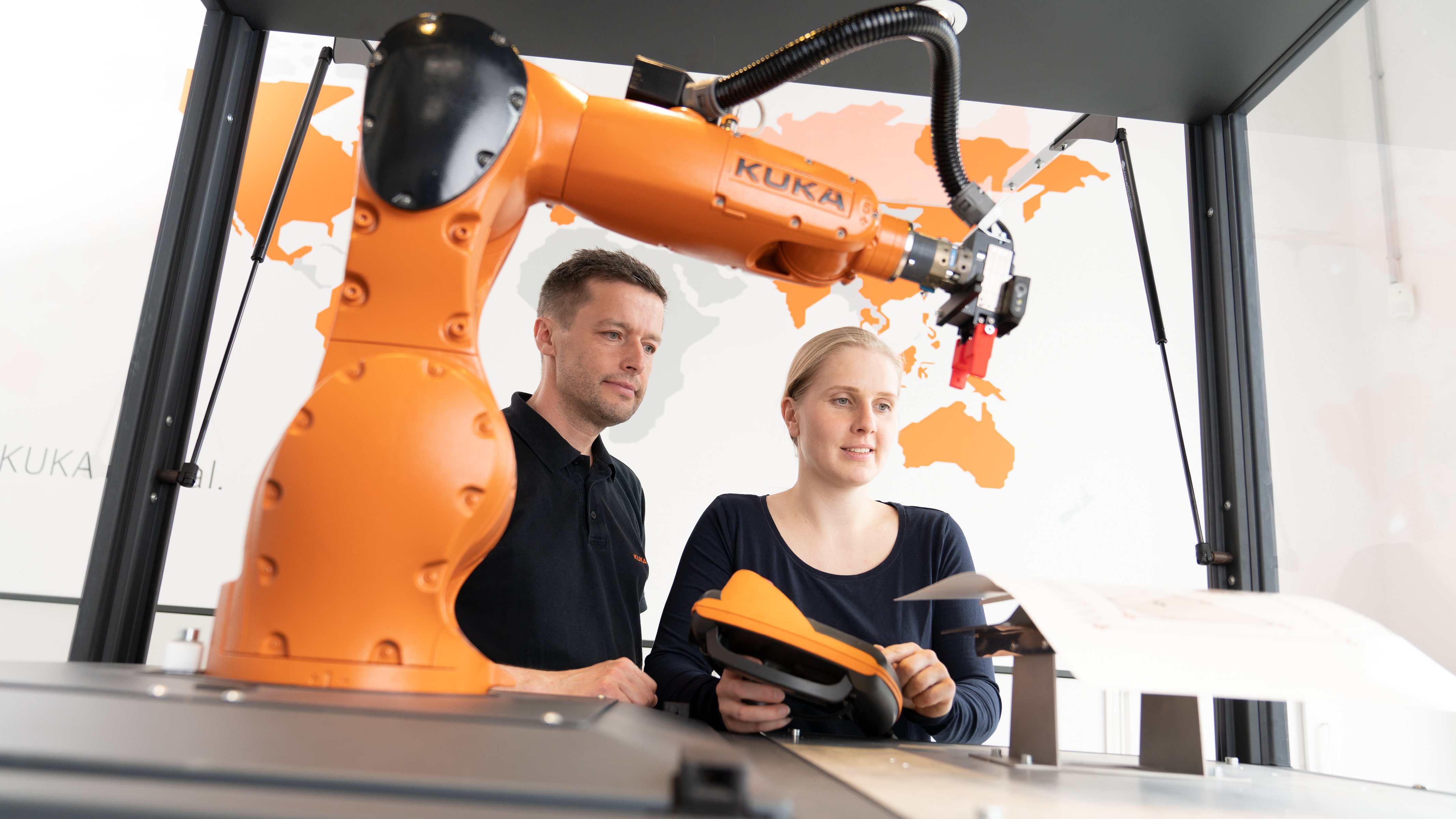 Robotik Für Bildungseinrichtungen | KUKA AG