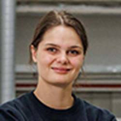 Antonia Ritter, Inbetriebnahme-Ingenieurin, KUKA Robotics