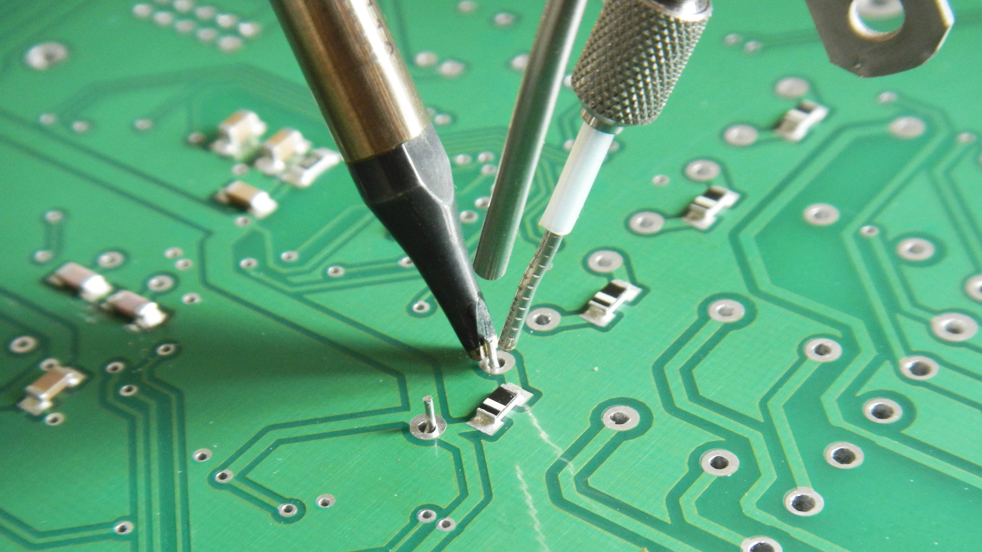 Automated Soldering From KUKA For The Field Of Electrical Engineering ...